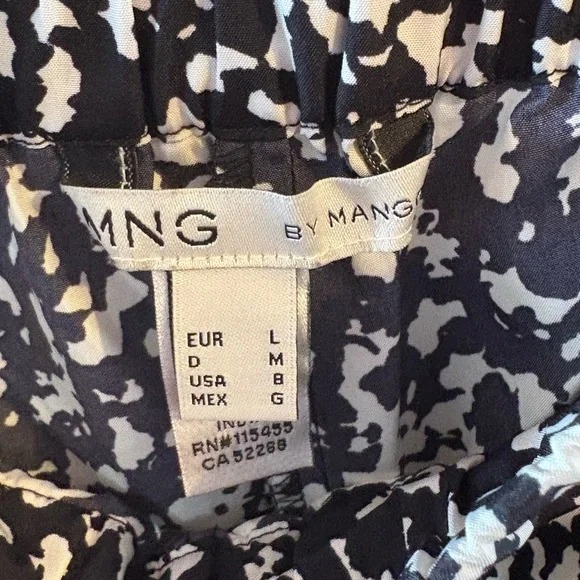 Stylish Black and White Women's Pants - Picture 3 of 3